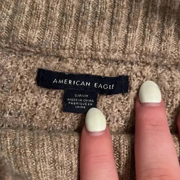 American Eagle Sweater - Picture 2 of 3